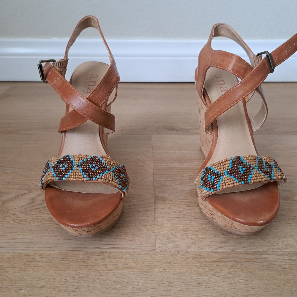 Wedges - Picture 2 of 7